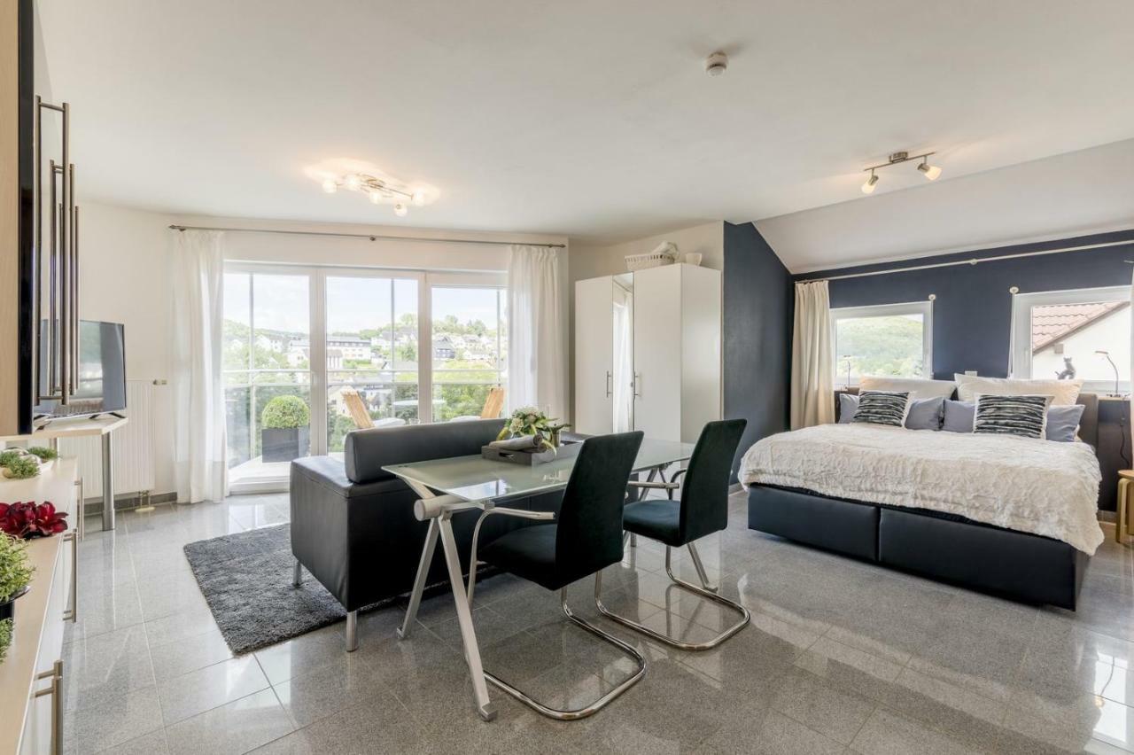 Auszeit - Art & Design Ferienapartment Bad Endbach Exterior foto